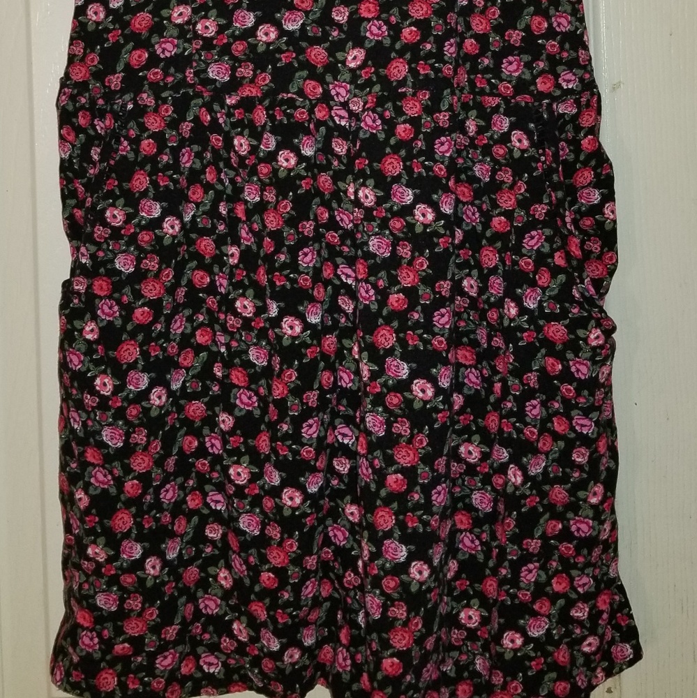 Romper - Picture 2 of 4